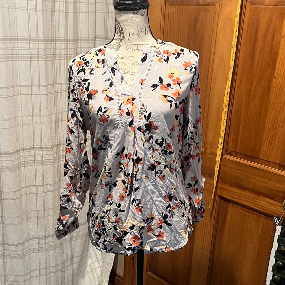 Floral V-Neck Long Sleeve Women's Top - Light Gray/ bluish with Orange Floral